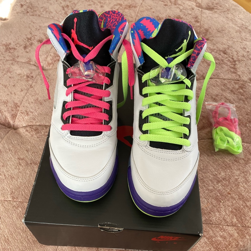 Air Jordan Retro 5 (Size 6.5)